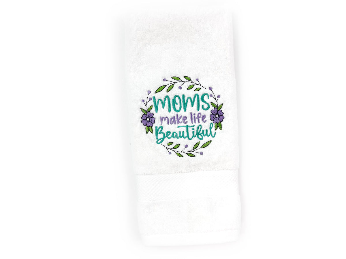 Personalized Embroidered Hand Towel – Custom Gift for Mom, Grandma, or Nana