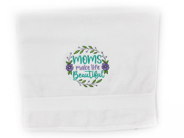 Personalized Embroidered Hand Towel – Custom Gift for Mom, Grandma, or Nana